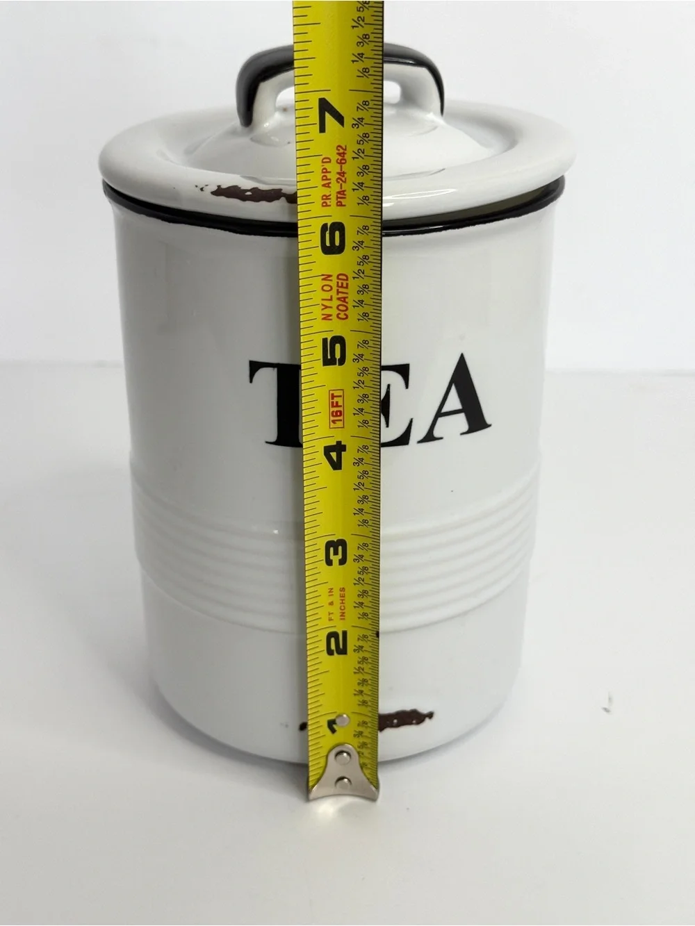 District 23 Tea Canister Black/White  | Kitchen